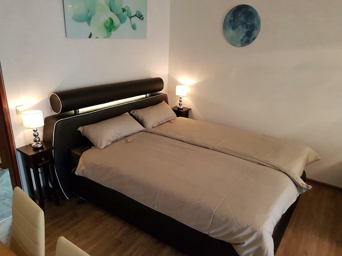 Ferienwohnung Royal บัดเทิลซ์ ภายนอก รูปภาพ